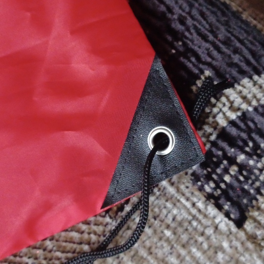 $4 Add-on New Red Drawstring Bag - Picture 3 of 4